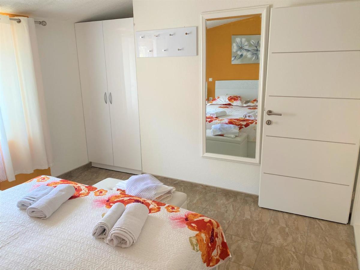 Apartment Beach Makarska Ngoại thất bức ảnh